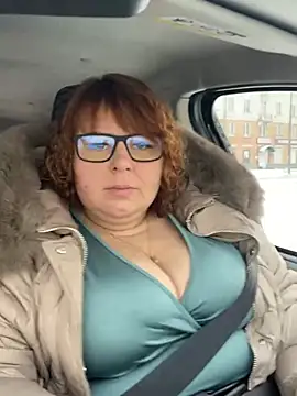 Snapshot of Tania-myr87_ZD chatting on January 3, 2025, 5:06 am Tania-myr87 ZD online show from January 3, 2025, 5:06 am