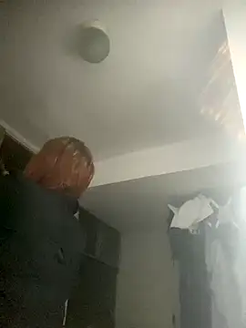 anastasia and jordan online show from September 29, 2025, 9:27 am