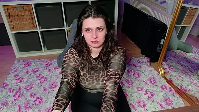 jenna-sxy19 online show from May 15, 2026, 10:30 pm