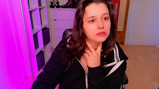 Snapshot of jenna-sxy19 chatting on March 17, 2025, 12:46 pm jenna-sxy19 online show from March 17, 2025, 12:46 pm