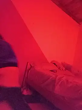 Snapshot of agus-flores4 chatting on January 13, 2026, 12:25 am agus-flores4 online show from January 13, 2026, 12:25 am