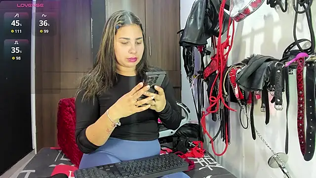 violet bdsmx online show from February 10, 2026, 6:07 pm