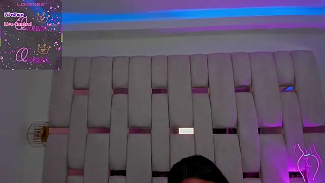 mia schwarz online show from April 19, 2026, 1:56 pm