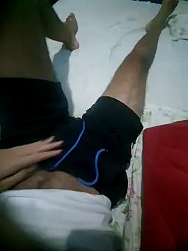 Snapshot of Zeus_Secret chatting on December 15, 2024, 10:47 pm Zeus Secret online show from December 15, 2024, 10:47 pm