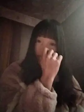 lytamye online show from March 16, 2025, 9:38 am