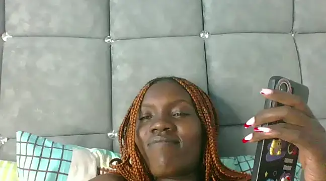 Slimthick900 online show from February 26, 2025, 9:01 am