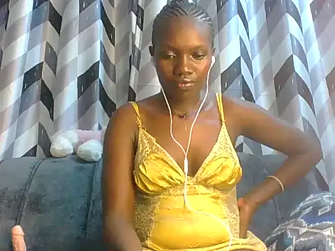 Slimthick900 online show from March 11, 2025, 2:10 am