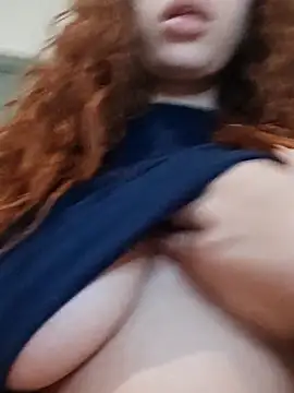 Snapshot of Sweet-diamondxxx chatting on February 25, 2025, 7:42 am Sweet-diamondxxx online show from February 25, 2025, 7:42 am