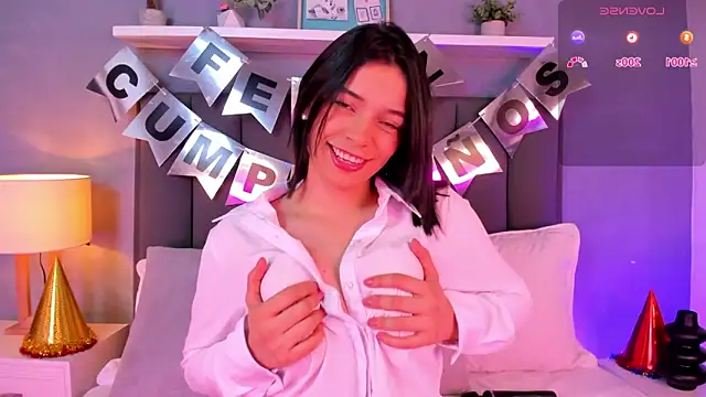 alisson 81 online show from December 22, 2025, 2:44 am