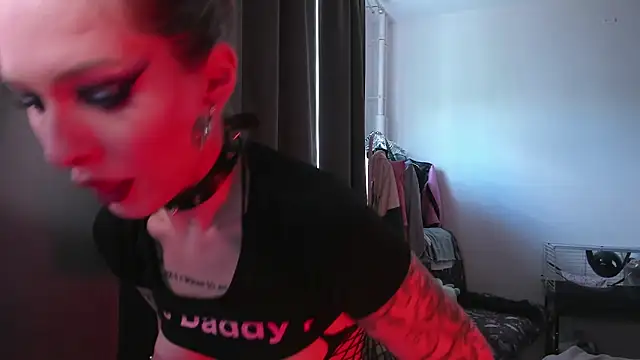 Natural pussy online show from May 26, 2026, 8:12 am