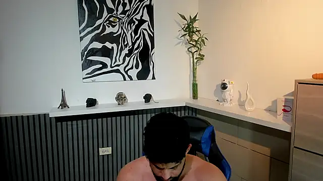 Daemon21 online show from October 13, 2025, 3:30 am