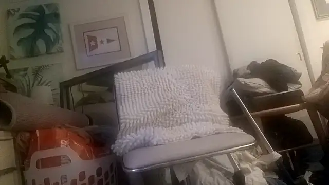 Snapshot of blairfrancis chatting on October 19, 2025, 4:32 pm blairfrancis online show from October 19, 2025, 4:32 pm