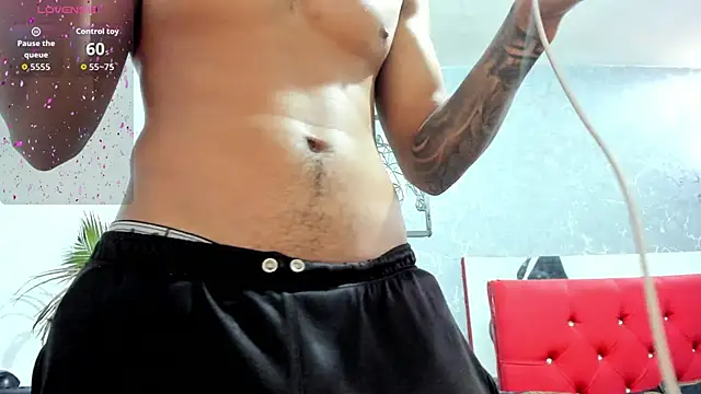 pepe joness online show from December 5, 2025, 1:32 pm