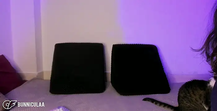 Snapshot of larissa01_ chatting on April 7, 2026, 12:01 am larissa01 online show from April 7, 2026, 12:01 am