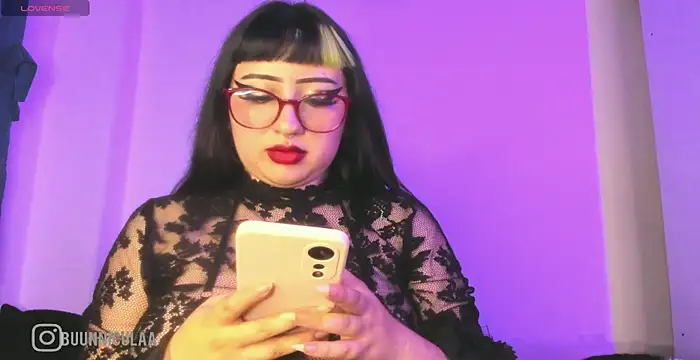 Snapshot of larissa01_ chatting on March 9, 2026, 10:24 pm larissa01 online show from March 9, 2026, 10:24 pm