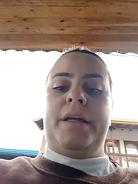 Im Amelia online show from October 17, 2025, 3:47 pm