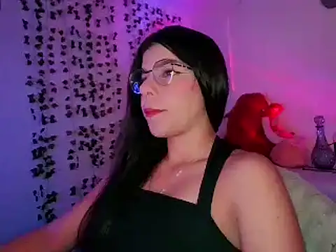 Snapshot of Adararose1 chatting on February 19, 2025, 5:38 pm Adararose1 online show from February 19, 2025, 5:38 pm