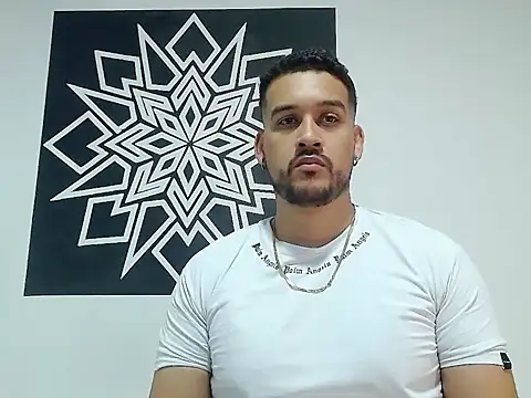 Snapshot of _CHRIS-DENNIS_ chatting on April 10, 2026, 1:45 am CHRIS-DENNIS online show from April 10, 2026, 1:45 am