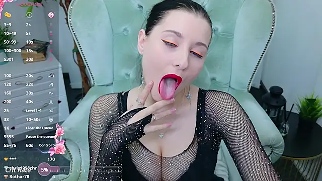 Snapshot of SarahStanley chatting on February 24, 2025, 3:42 pm SarahStanley online show from February 24, 2025, 3:42 pm