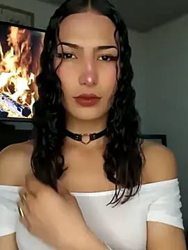 Snapshot of Lanna_hott_ chatting on October 6, 2025, 7:47 pm Lanna hott online show from October 6, 2025, 7:47 pm