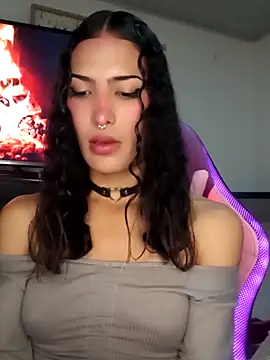 Snapshot of Lanna_hott_ chatting on October 11, 2025, 10:33 pm Lanna hott online show from October 11, 2025, 10:33 pm