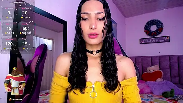 Lanna hott  online show from June 15, 2026, 12:27 pm