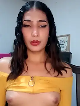 Snapshot of Lanna_hott_ chatting on March 14, 2025, 11:00 pm Lanna hott online show from March 14, 2025, 11:00 pm