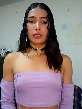 Snapshot of Lanna_hott_ chatting on February 23, 2025, 11:47 pm Lanna hott online show from February 23, 2025, 11:47 pm