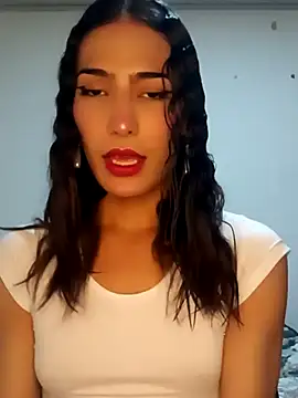 Snapshot of Lanna_hott_ chatting on February 19, 2025, 6:43 pm Lanna hott online show from February 19, 2025, 6:43 pm