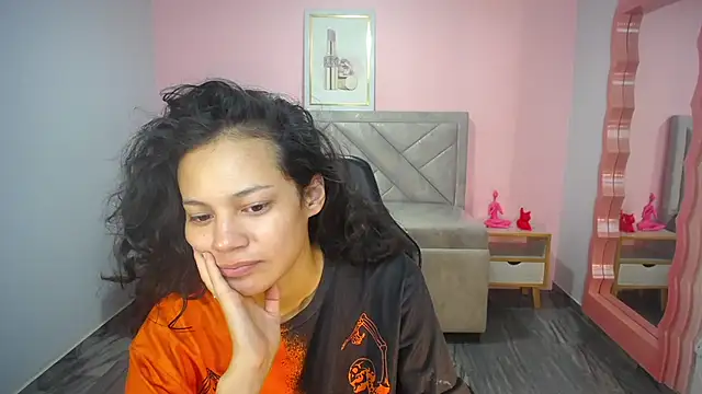 Snapshot of Tyna_ch chatting on July 5, 2026, 12:45 pm Tyna ch online show from July 5, 2026, 12:45 pm
