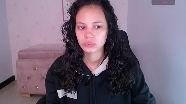 Snapshot of Tyna_ch chatting on July 10, 2026, 1:11 pm Tyna ch online show from July 10, 2026, 1:11 pm