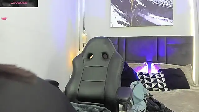 Snapshot of Valkiria_ponce chatting on September 30, 2025, 4:18 am Valkiria ponce online show from September 30, 2025, 4:18 am