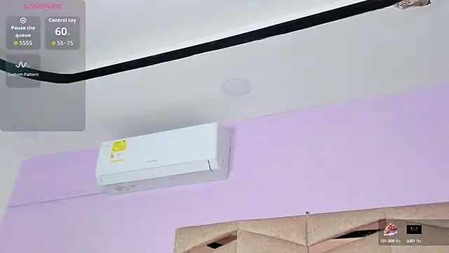 SaraRoy  online show from September 25, 2025, 10:05 pm