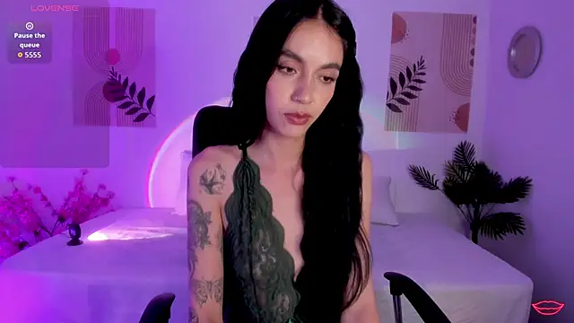 Snapshot of samy_lewis chatting on October 20, 2025, 4:03 am samy lewis online show from October 20, 2025, 4:03 am