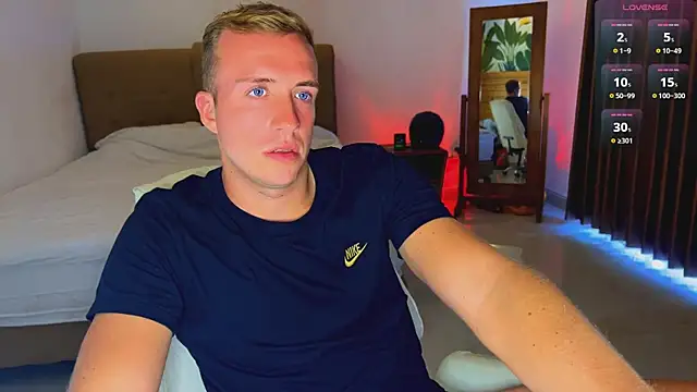 Snapshot of tommy_cumfinger chatting on April 14, 2026, 3:00 am tommy cumfinger online show from April 14, 2026, 3:00 am