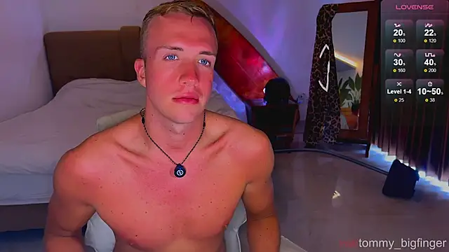 Snapshot of tommy_cumfinger chatting on November 26, 2025, 2:22 am tommy cumfinger online show from November 26, 2025, 2:22 am