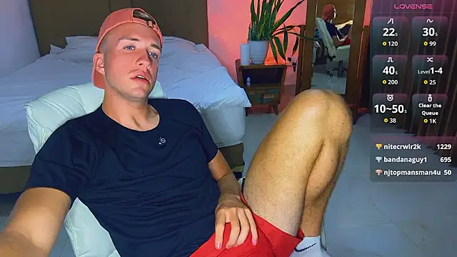 Snapshot of tommy_cumfinger chatting on February 20, 2026, 11:34 am tommy cumfinger online show from February 20, 2026, 11:34 am