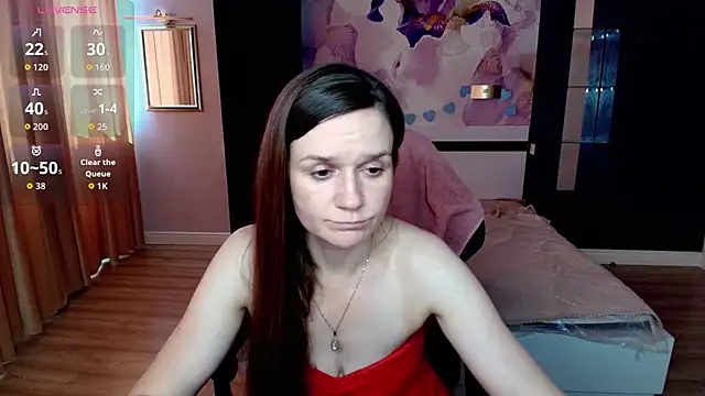 AriaGray online show from July 8, 2026, 12:17 pm