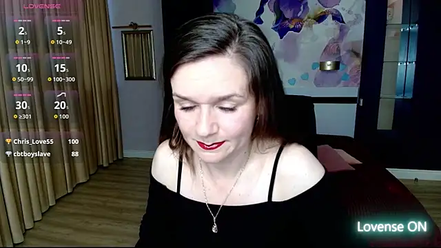 AriaGray online show from May 11, 2026, 5:32 pm