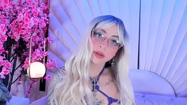 samarajhonson online show from March 27, 2026, 10:00 pm