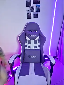 Aria Bennett21 online show from January 22, 2025, 1:31 am