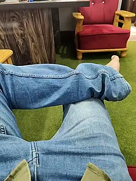 Snapshot of biharihotlund chatting on February 28, 2025, 8:09 am biharihotlund online show from February 28, 2025, 8:09 am