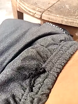 pepe-32 online show from November 8, 2025, 11:58 am