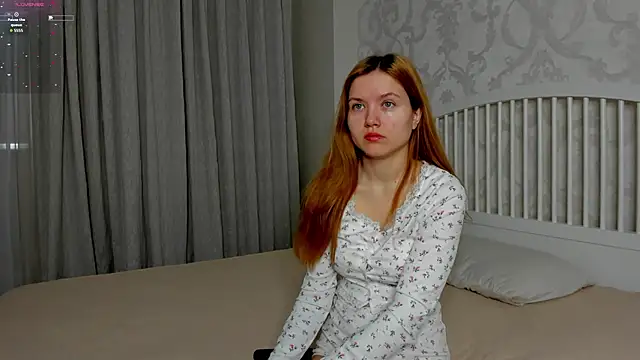 Eva  Lewis online show from April 25, 2026, 3:42 am