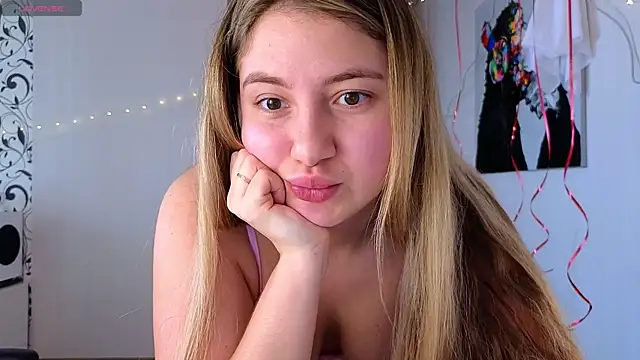 Snapshot of Yassyaaa chatting on February 25, 2025, 3:31 pm Yassyaaa online show from February 25, 2025, 3:31 pm