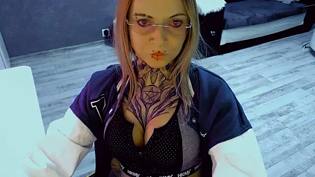 InesGold online show from March 11, 2026, 7:30 pm