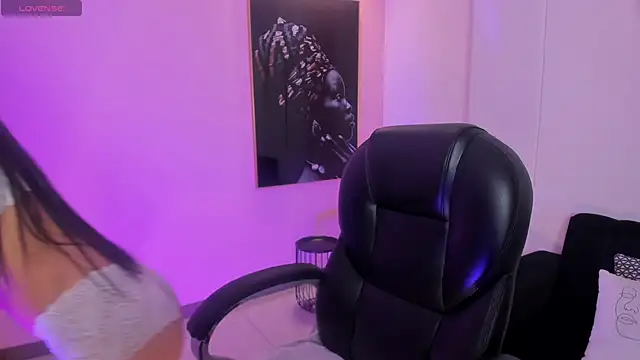 Snapshot of HannahJamesX chatting on March 2, 2025, 4:47 pm HannahJamesX online show from March 2, 2025, 4:47 pm