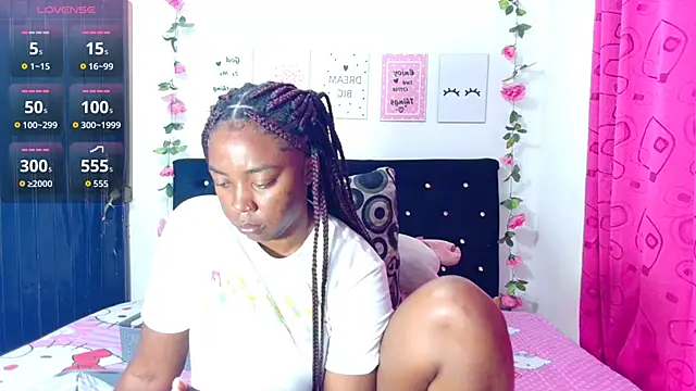 CiaraEbony online show from November 2, 2025, 2:49 am