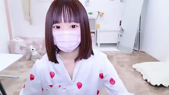 Snapshot of x-naru-x chatting on October 1, 2025, 4:11 pm x-naru-x online show from October 1, 2025, 4:11 pm