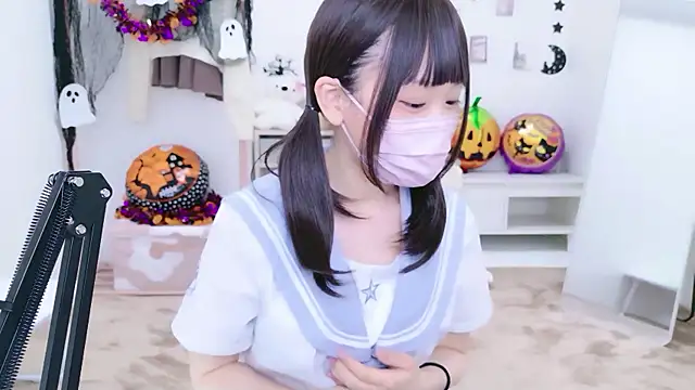 Snapshot of x-naru-x chatting on October 27, 2025, 3:57 pm x-naru-x online show from October 27, 2025, 3:57 pm